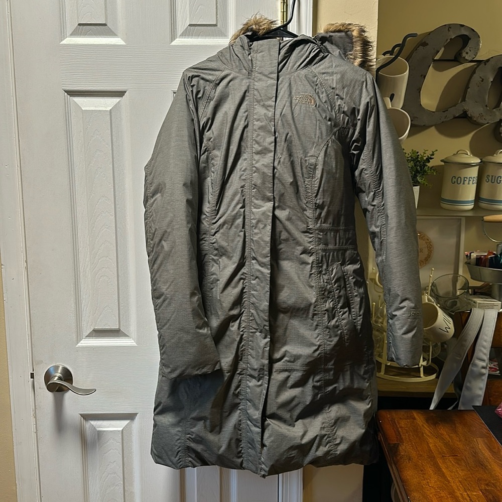 The North Face Women's Gray Puffer Coat with Faux Fur Trim